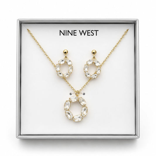 Nine West – Set de Collar y Aretes Dorados con Cristales Transparentes